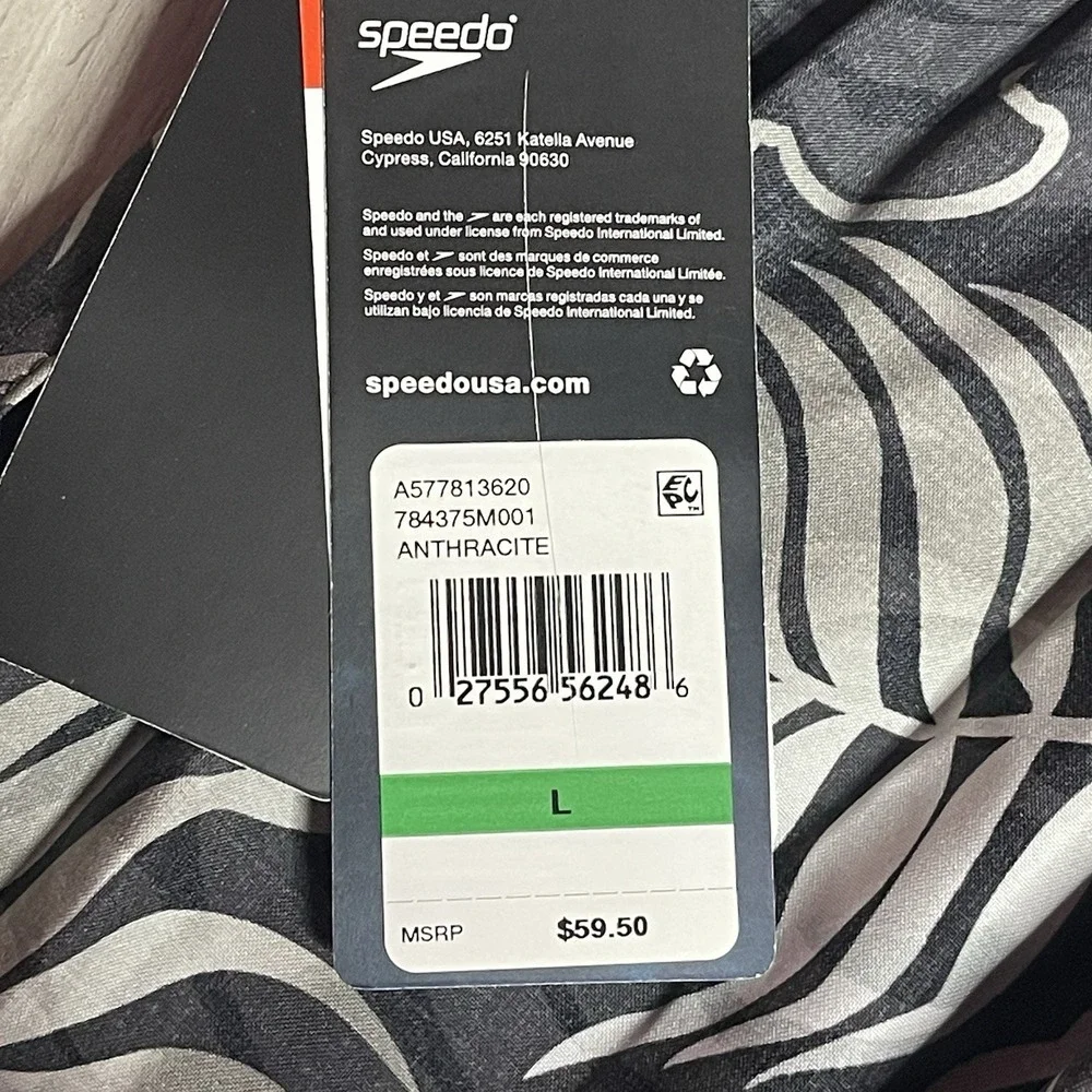 Speedo Swim trunks Size Large 4-Way Comfort Stretch UPF 50+ Z-352‎